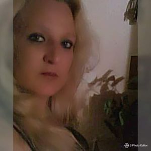 Meet your Posher, Pam